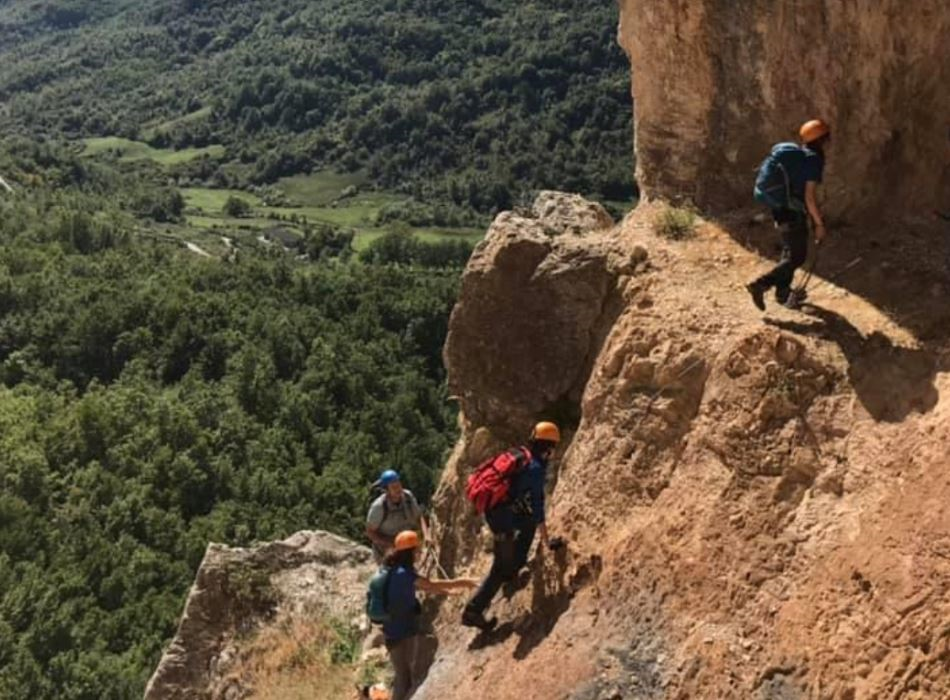 Otto Lazio Ag In Ferrata Con Gruppi Di Alpinismo Giovanile