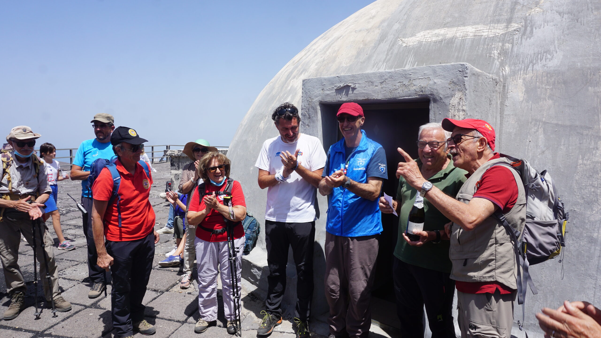 Nuovo Presidio Cai Sull’etna A Quota 2850