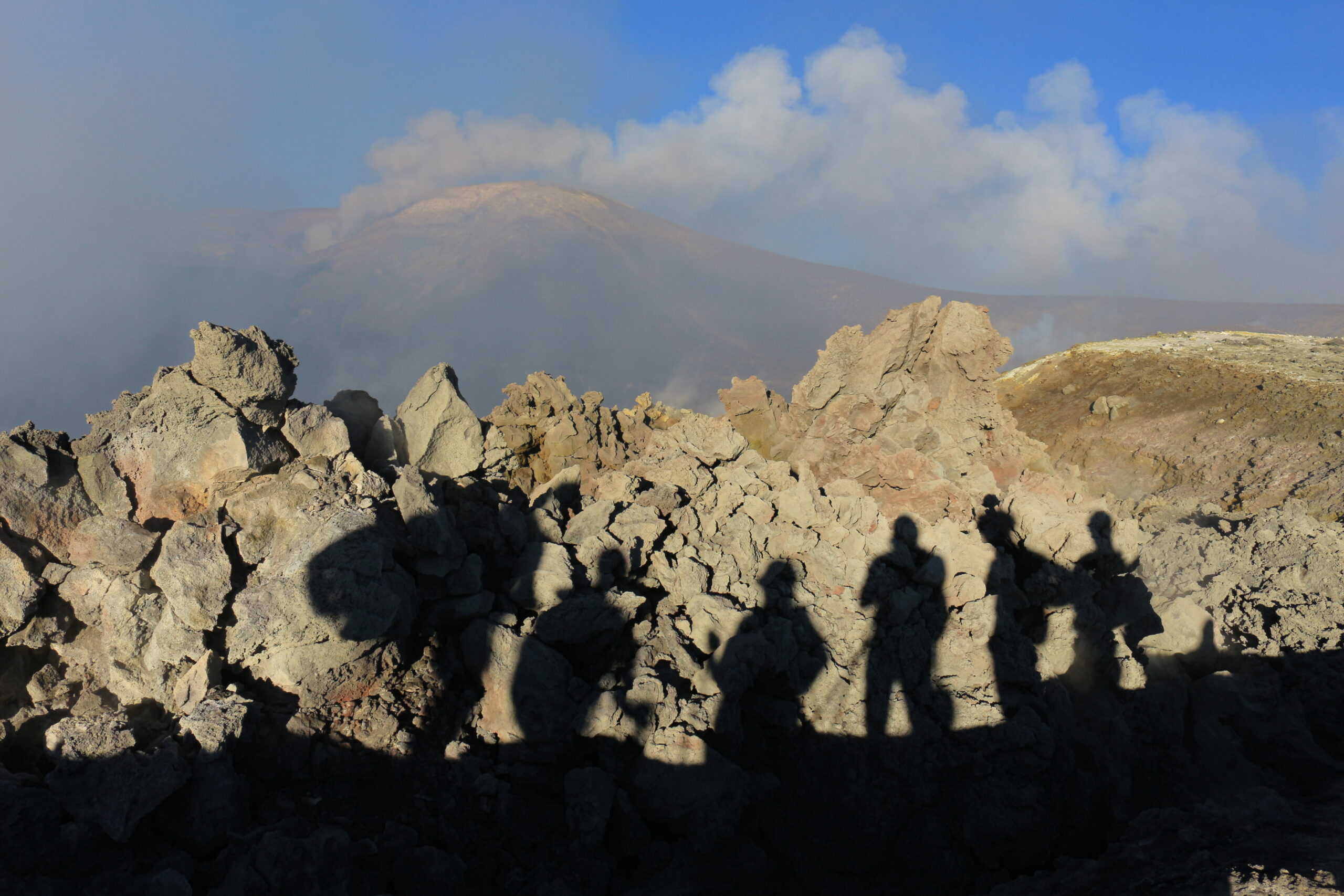 Il Cai Sicilia Esprime Solidarieta’  Alle Guide Alpine E Vulcanologiche Etnee
