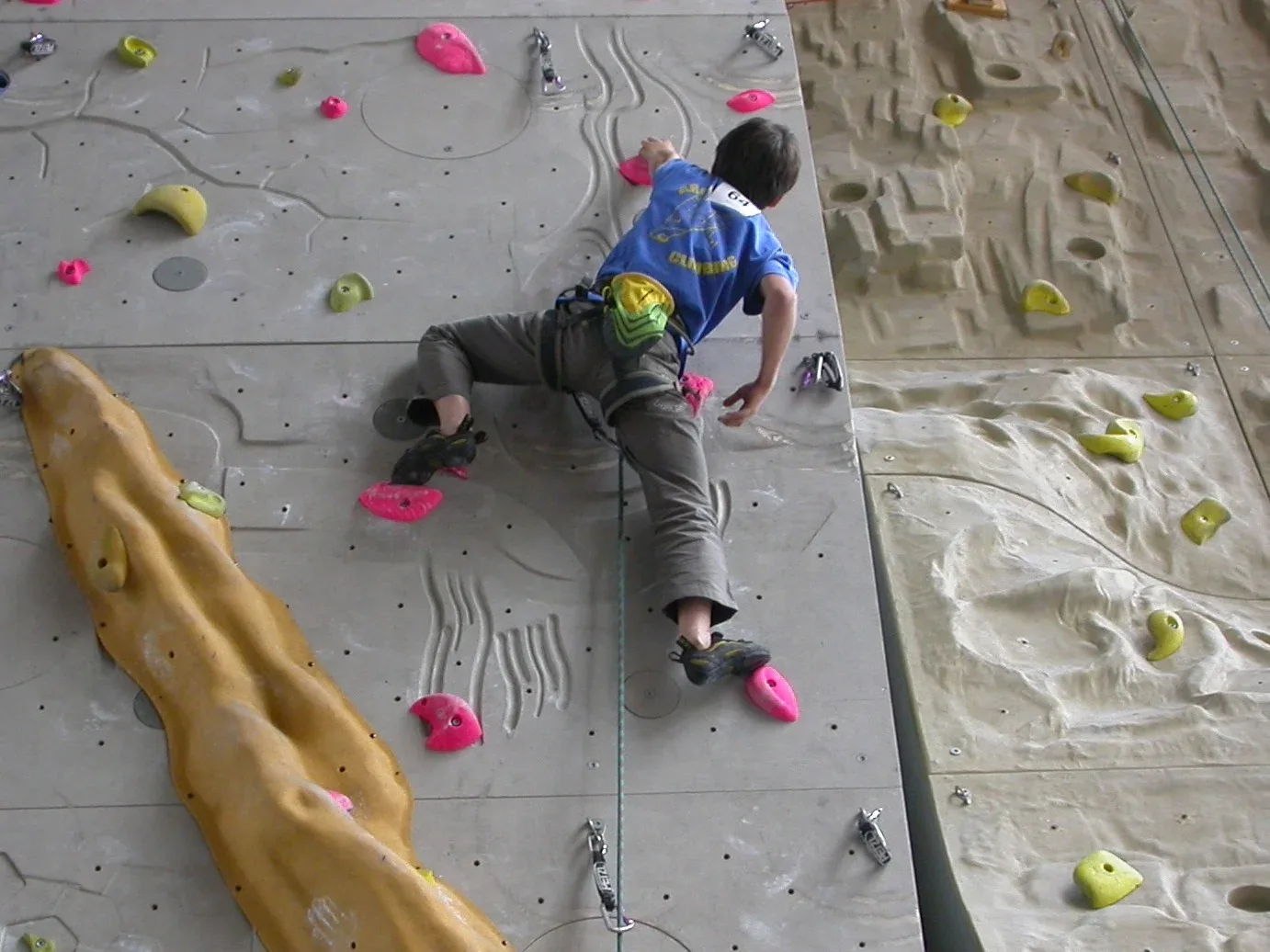 CORSO DI ARRAMPICATA SPORTIVA PER RAGAZZI