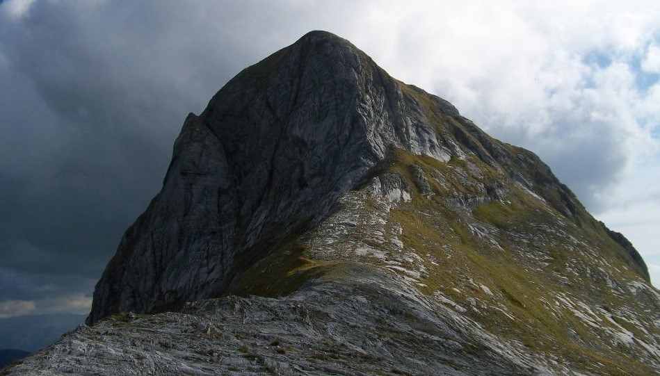 25 settembre 2022 – Traversata Arni – Monte Fiocca – Arni (escursione)