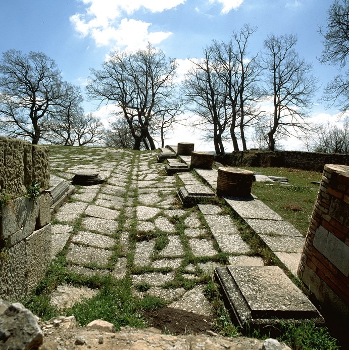 Progetto “arte, Gente E Luoghi” La Sacralità Dell’acqua Nelle Fonti Archeologiche E Storiografiche_da Rossano Di Vaglio A Potenza – Sabato 8 Luglio 2023