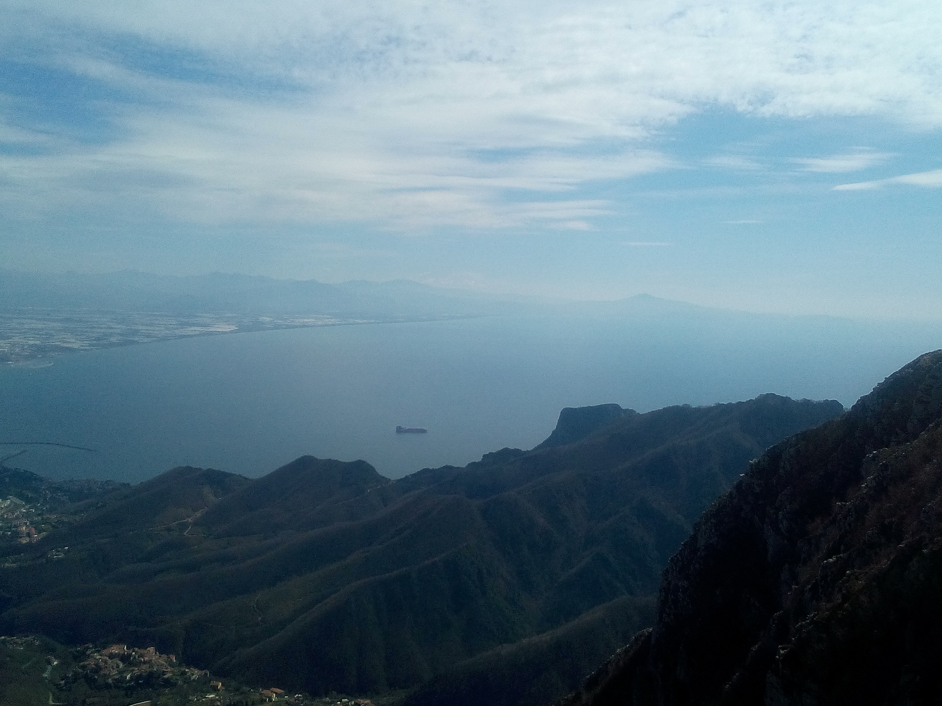 Domenica 8 maggio 2022 - Traversata Monte Finestra 1 IMG 20170312 124040 - CAI Sezione di Potenza