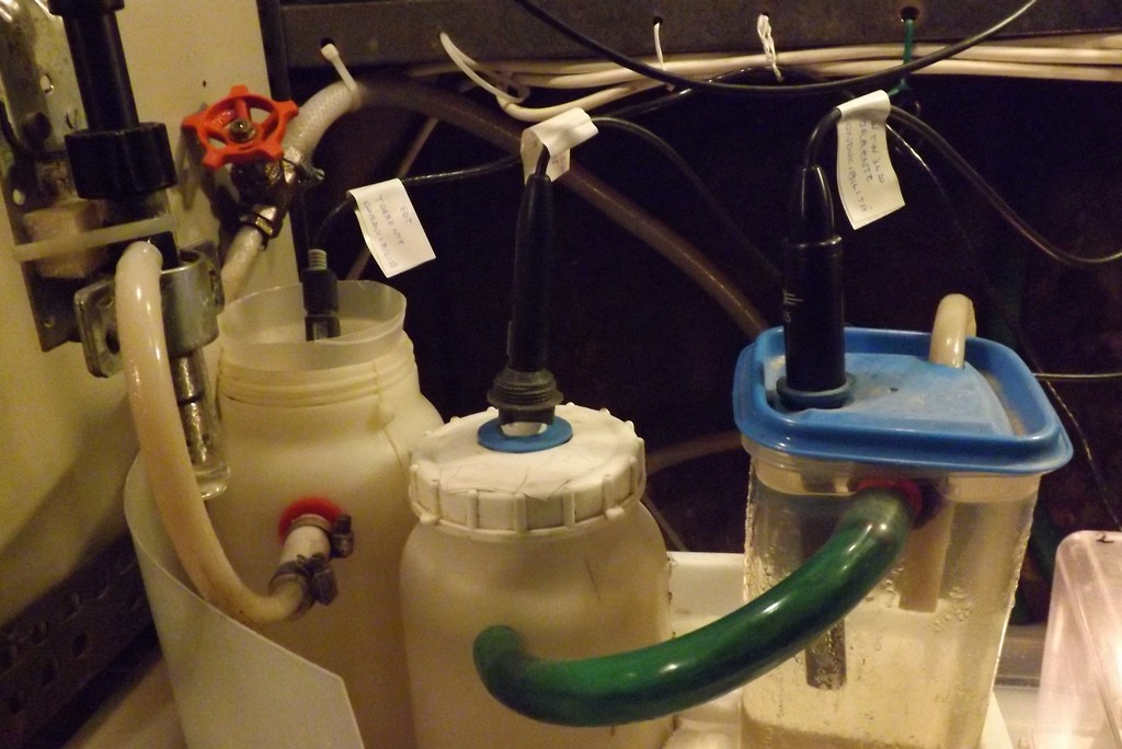 Ricerca Idrogeologica 2 FOTO 8bis Bossea Lab 02. PATRIZIA DIANI - CAI BOSSEA